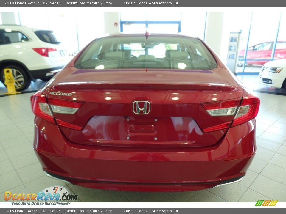 2018 Honda Accord EX-L Sedan Radiant Red Metallic / Ivory Photo #6