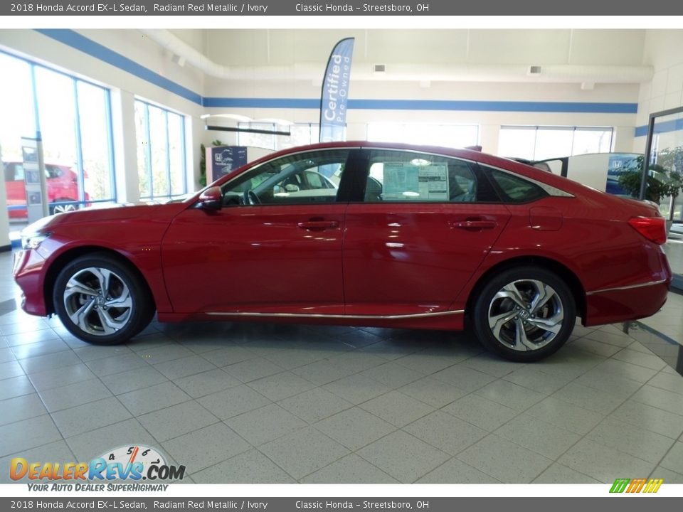 2018 Honda Accord EX-L Sedan Radiant Red Metallic / Ivory Photo #8