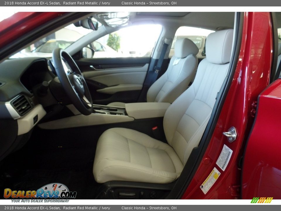 2018 Honda Accord EX-L Sedan Radiant Red Metallic / Ivory Photo #12