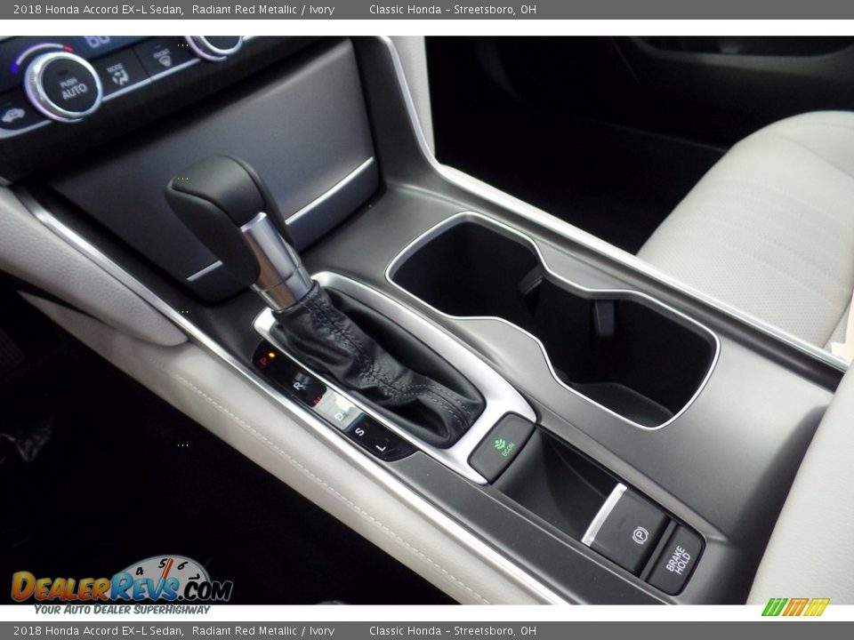 2018 Honda Accord EX-L Sedan Radiant Red Metallic / Ivory Photo #18