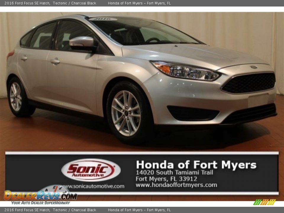 2016 Ford Focus SE Hatch Tectonic / Charcoal Black Photo #1