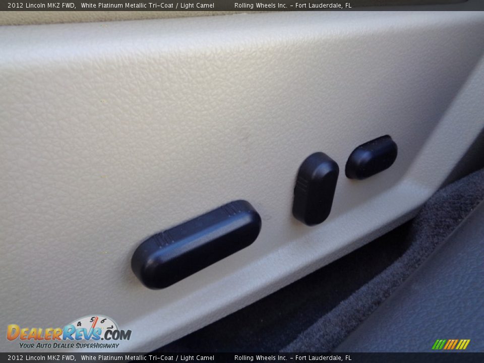 2012 Lincoln MKZ FWD White Platinum Metallic Tri-Coat / Light Camel Photo #27