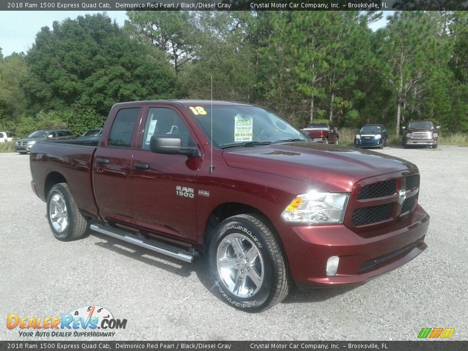 Front 3/4 View of 2018 Ram 1500 Express Quad Cab Photo #7