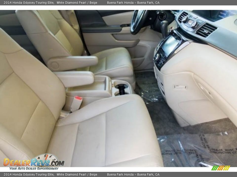 2014 Honda Odyssey Touring Elite White Diamond Pearl / Beige Photo #21