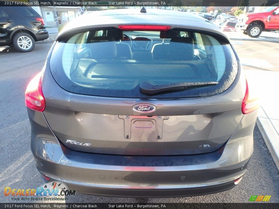 2017 Ford Focus SEL Hatch Magnetic / Charcoal Black Photo #6