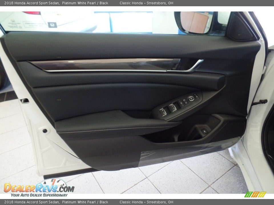 2018 Honda Accord Sport Sedan Platinum White Pearl / Black Photo #9