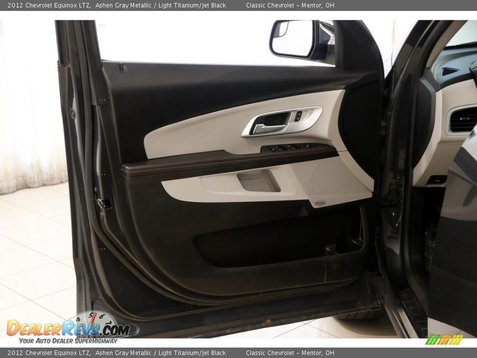 2012 Chevrolet Equinox LTZ Ashen Gray Metallic / Light Titanium/Jet Black Photo #4