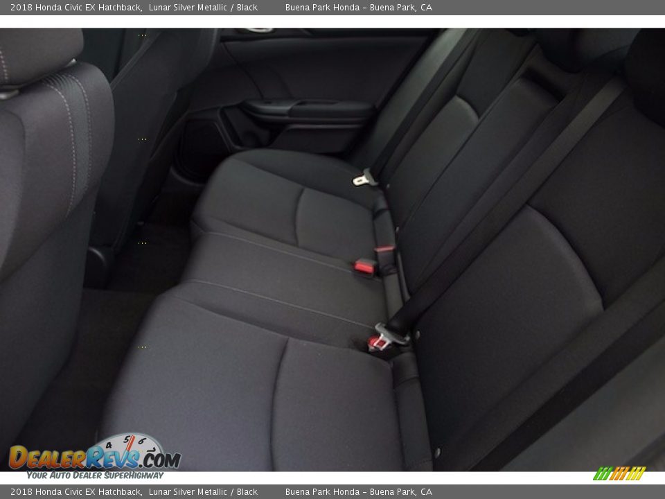 2018 Honda Civic EX Hatchback Lunar Silver Metallic / Black Photo #11