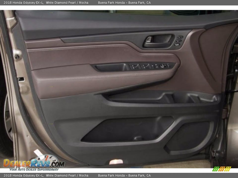 2018 Honda Odyssey EX-L White Diamond Pearl / Mocha Photo #7