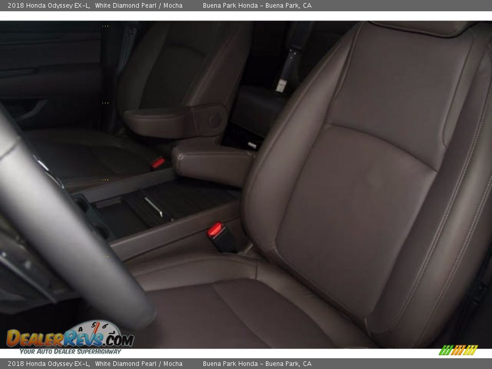 2018 Honda Odyssey EX-L White Diamond Pearl / Mocha Photo #10