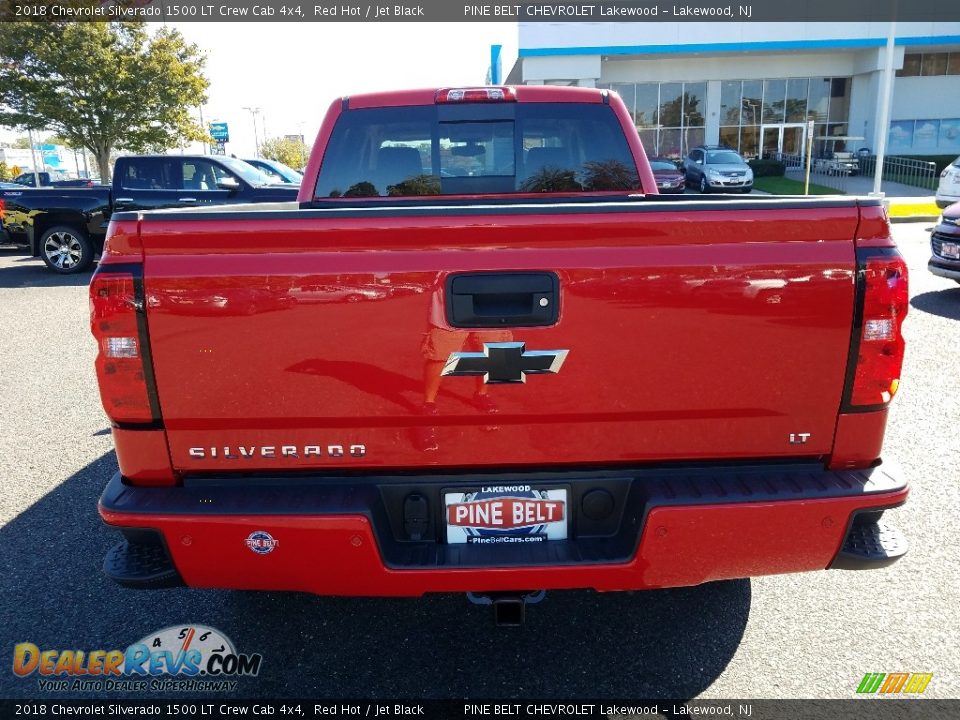 2018 Chevrolet Silverado 1500 LT Crew Cab 4x4 Red Hot / Jet Black Photo #5