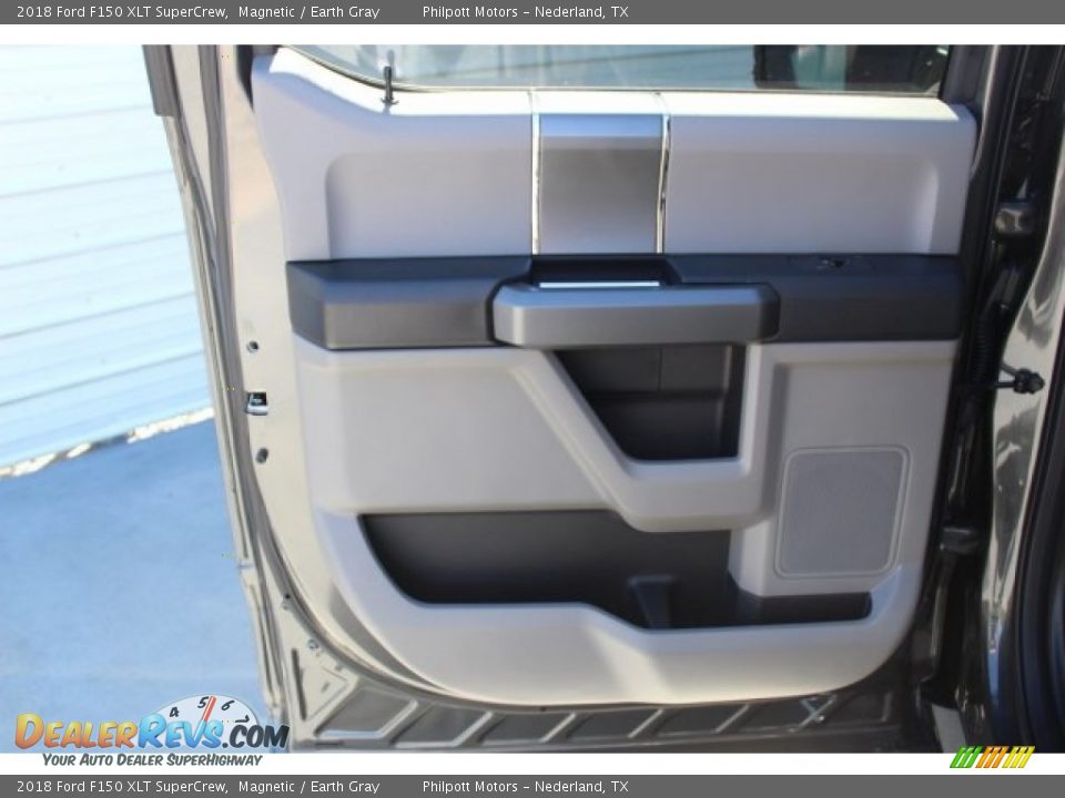 2018 Ford F150 XLT SuperCrew Magnetic / Earth Gray Photo #18