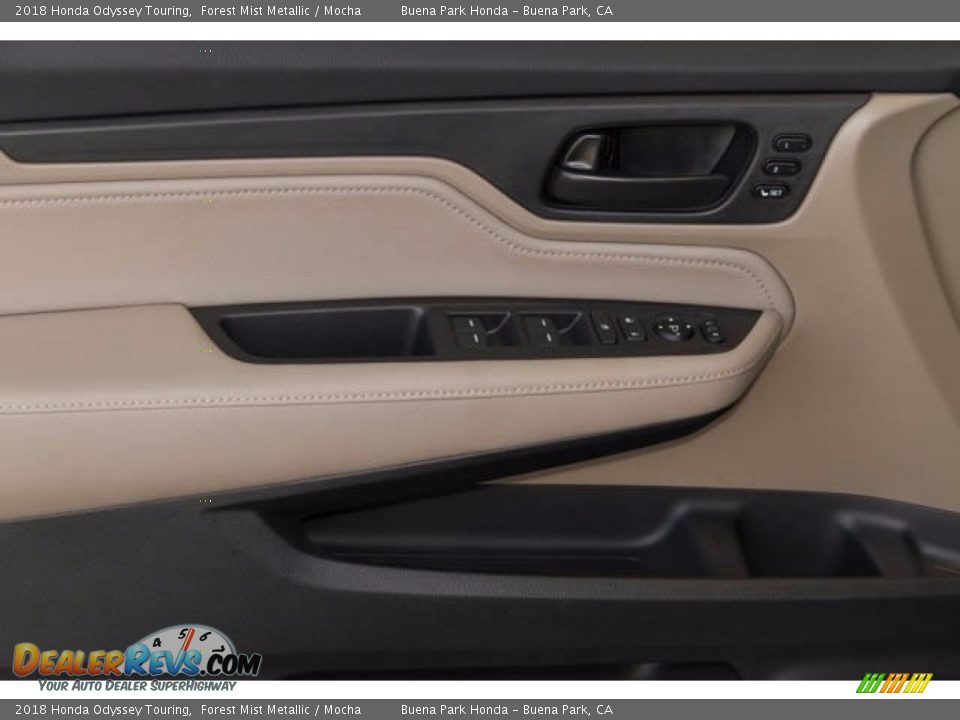 2018 Honda Odyssey Touring Forest Mist Metallic / Mocha Photo #6