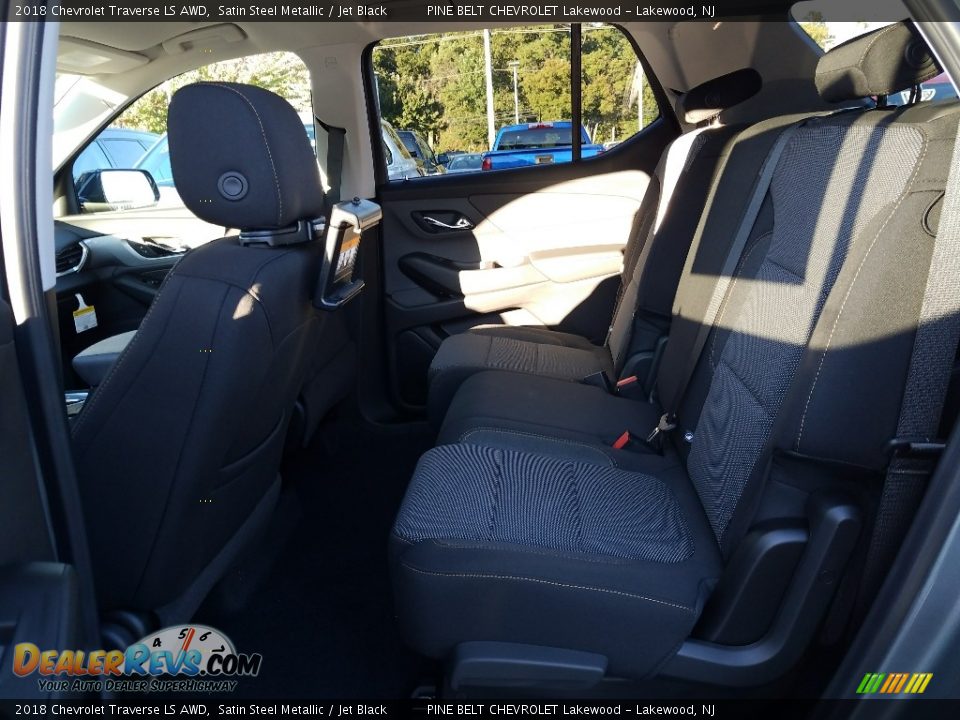 2018 Chevrolet Traverse LS AWD Satin Steel Metallic / Jet Black Photo #6