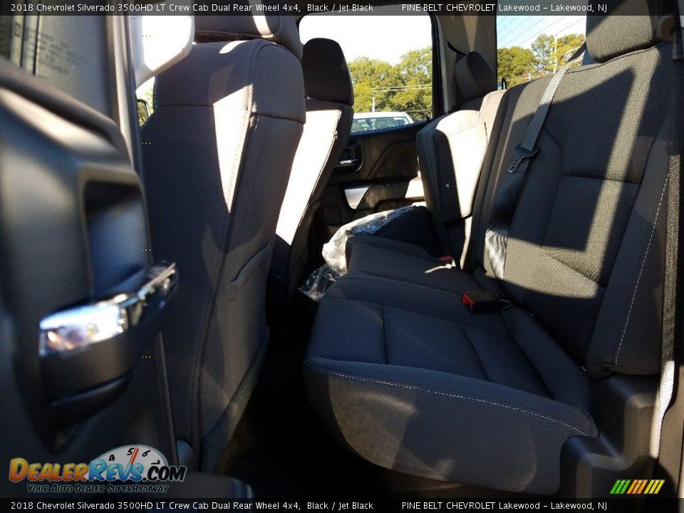 2018 Chevrolet Silverado 3500HD LT Crew Cab Dual Rear Wheel 4x4 Black / Jet Black Photo #6