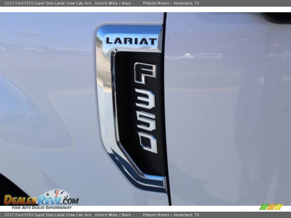 2017 Ford F350 Super Duty Lariat Crew Cab 4x4 Oxford White / Black Photo #7