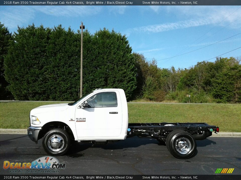 Bright White 2018 Ram 3500 Tradesman Regular Cab 4x4 Chassis Photo #1
