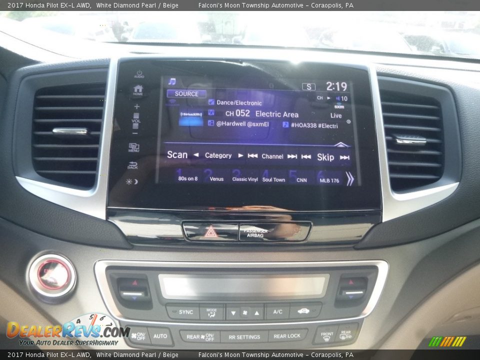 2017 Honda Pilot EX-L AWD White Diamond Pearl / Beige Photo #14