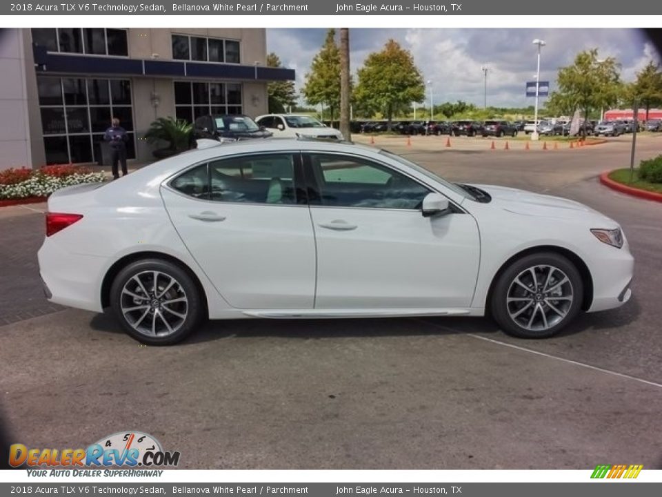 2018 Acura TLX V6 Technology Sedan Bellanova White Pearl / Parchment Photo #8