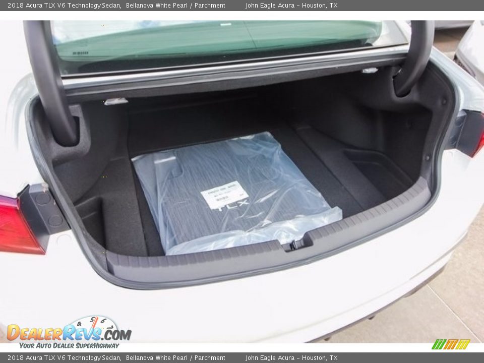 2018 Acura TLX V6 Technology Sedan Bellanova White Pearl / Parchment Photo #22