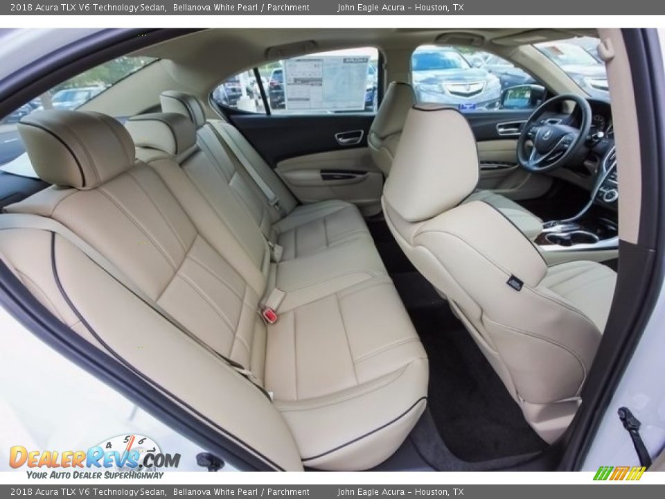 2018 Acura TLX V6 Technology Sedan Bellanova White Pearl / Parchment Photo #24