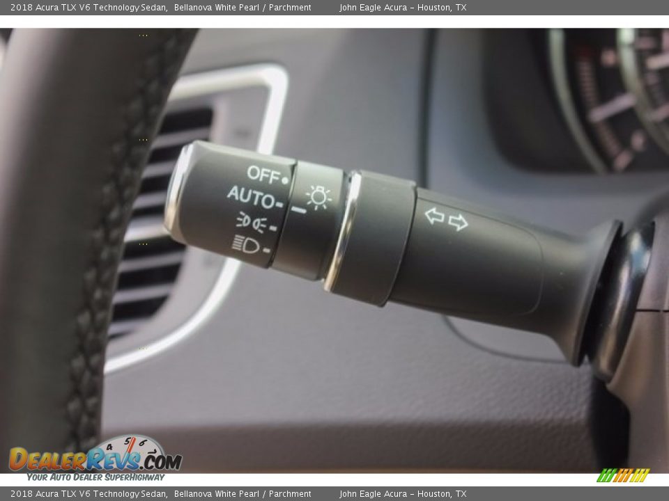 2018 Acura TLX V6 Technology Sedan Bellanova White Pearl / Parchment Photo #34
