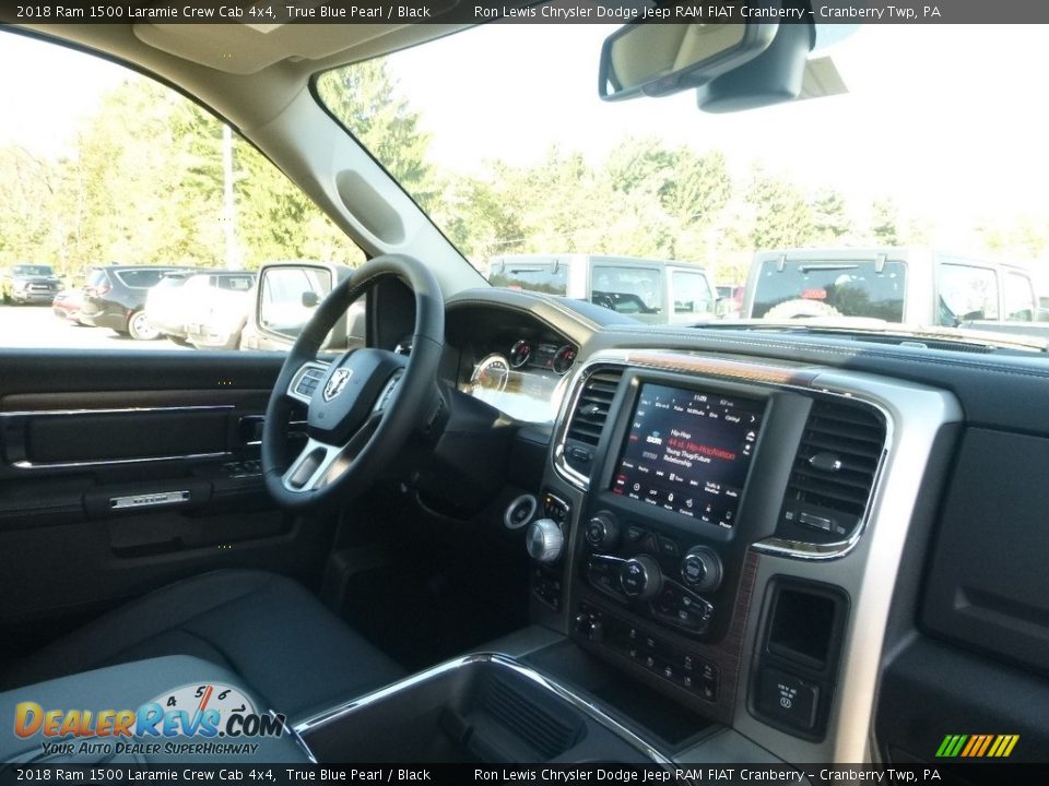 2018 Ram 1500 Laramie Crew Cab 4x4 True Blue Pearl / Black Photo #11