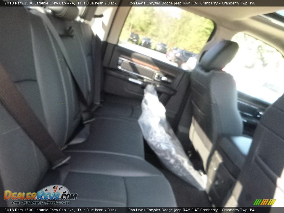2018 Ram 1500 Laramie Crew Cab 4x4 True Blue Pearl / Black Photo #12