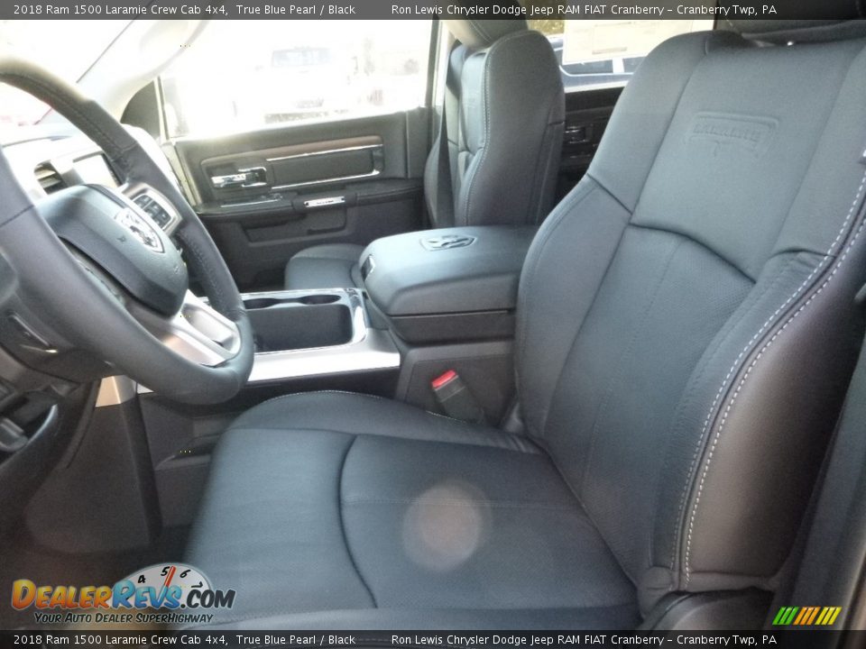 2018 Ram 1500 Laramie Crew Cab 4x4 True Blue Pearl / Black Photo #15