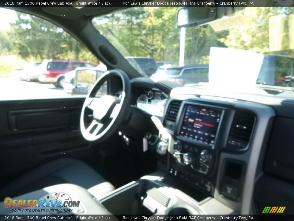 2018 Ram 1500 Rebel Crew Cab 4x4 Bright White / Black Photo #11