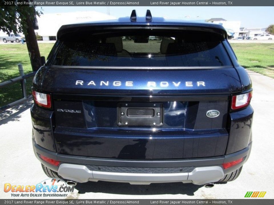 2017 Land Rover Range Rover Evoque SE Loire Blue Metallic / Espresso/Almond Photo #8