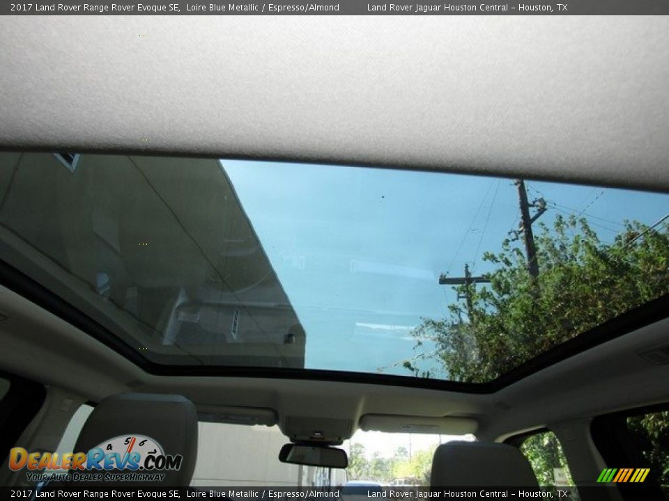 2017 Land Rover Range Rover Evoque SE Loire Blue Metallic / Espresso/Almond Photo #17