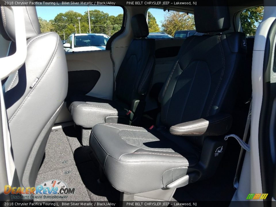 2018 Chrysler Pacifica Touring L Billet Silver Metallic / Black/Alloy Photo #6