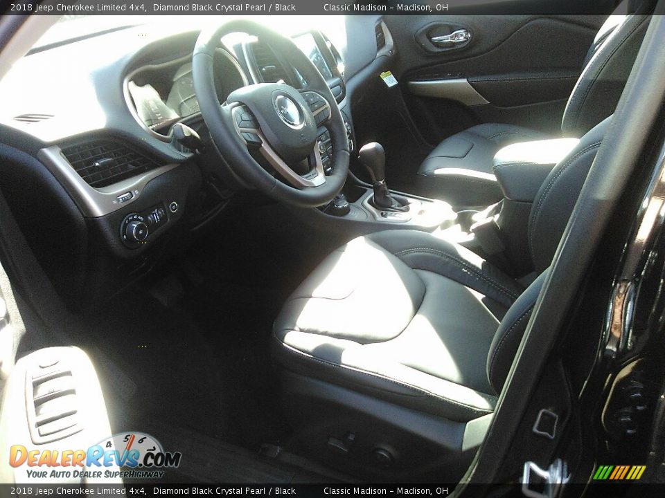 2018 Jeep Cherokee Limited 4x4 Diamond Black Crystal Pearl / Black Photo #4