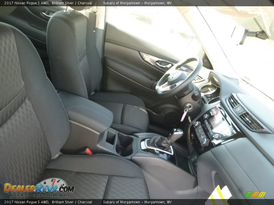 2017 Nissan Rogue S AWD Brilliant Silver / Charcoal Photo #10