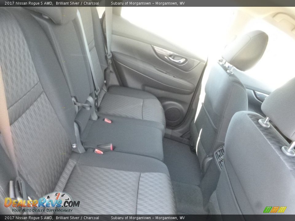 2017 Nissan Rogue S AWD Brilliant Silver / Charcoal Photo #12