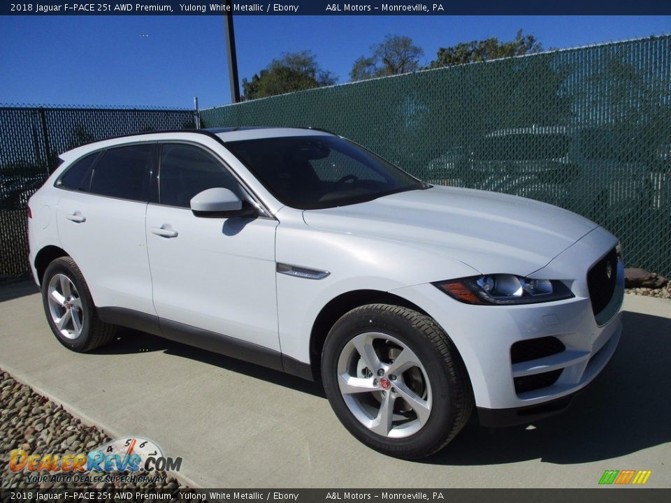 2018 Jaguar F-PACE 25t AWD Premium Yulong White Metallic / Ebony Photo #1