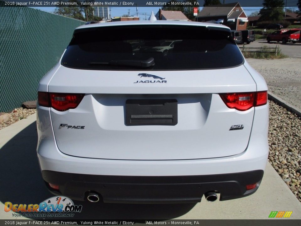 2018 Jaguar F-PACE 25t AWD Premium Yulong White Metallic / Ebony Photo #4