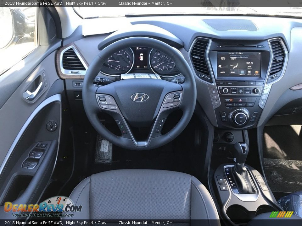 2018 Hyundai Santa Fe SE AWD Night Sky Pearl / Gray Photo #3
