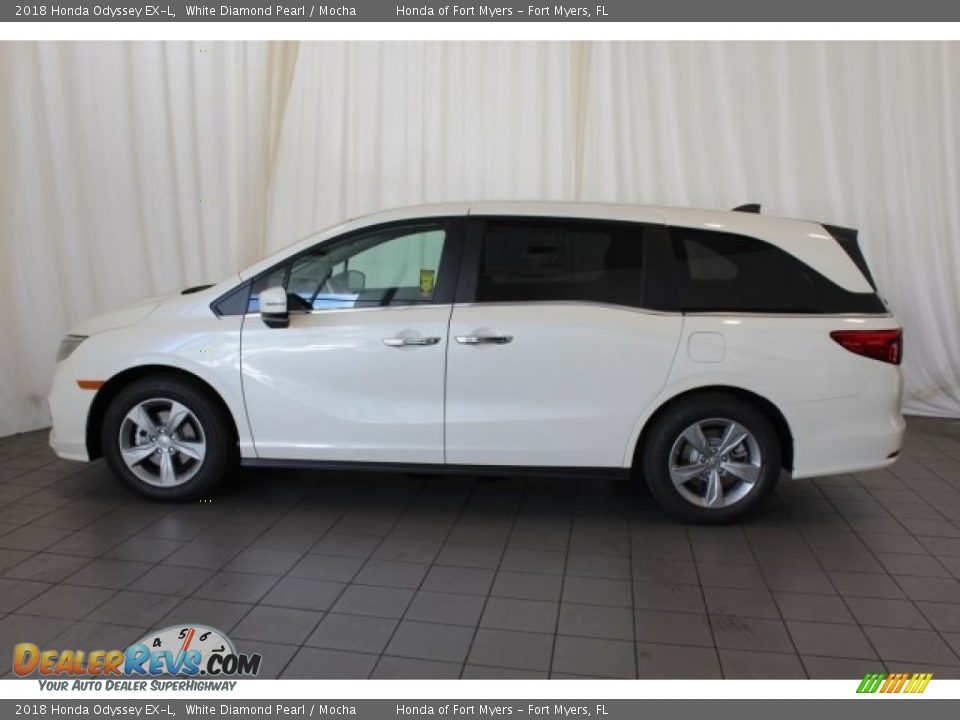 2018 Honda Odyssey EX-L White Diamond Pearl / Mocha Photo #5