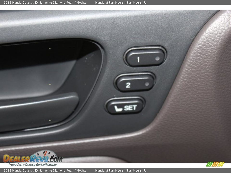 2018 Honda Odyssey EX-L White Diamond Pearl / Mocha Photo #10