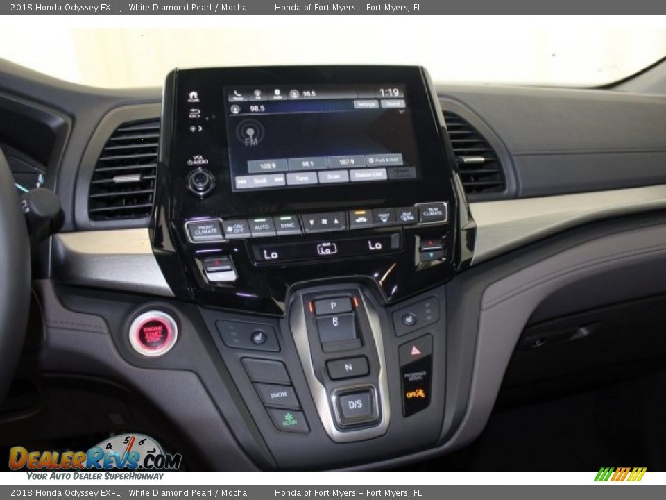 2018 Honda Odyssey EX-L White Diamond Pearl / Mocha Photo #17