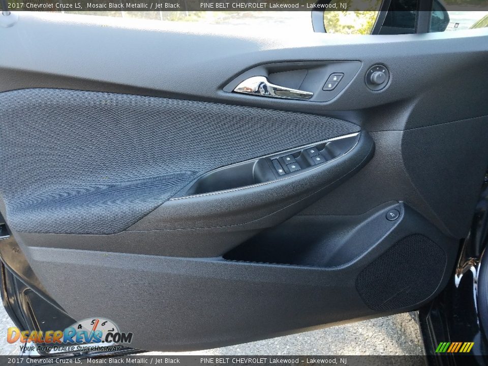 2017 Chevrolet Cruze LS Mosaic Black Metallic / Jet Black Photo #6