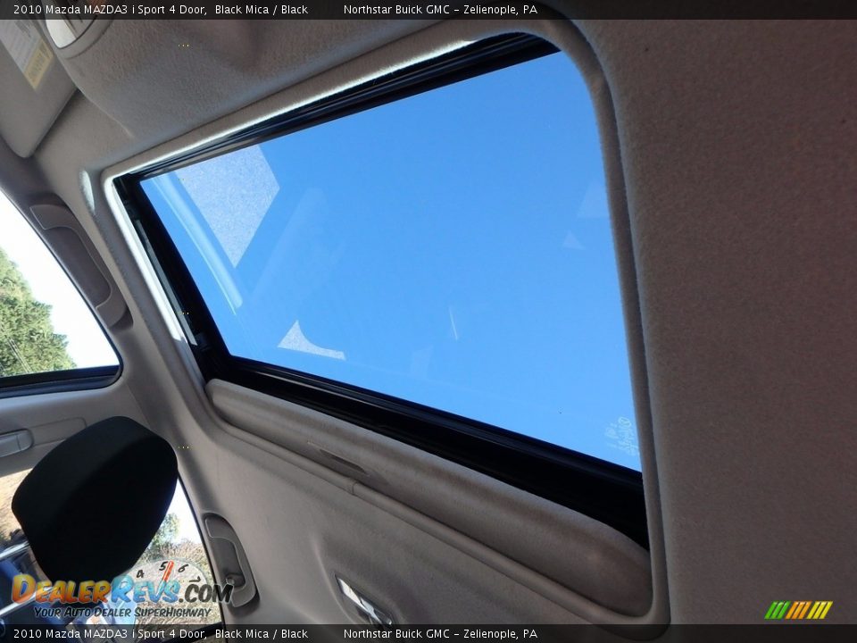 2010 Mazda MAZDA3 i Sport 4 Door Black Mica / Black Photo #21