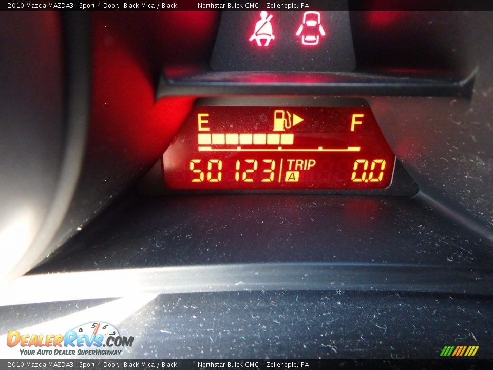 2010 Mazda MAZDA3 i Sport 4 Door Black Mica / Black Photo #30