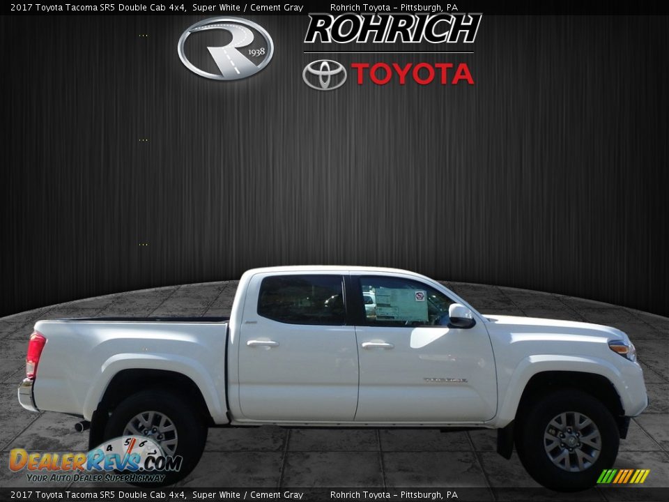 2017 Toyota Tacoma SR5 Double Cab 4x4 Super White / Cement Gray Photo #2