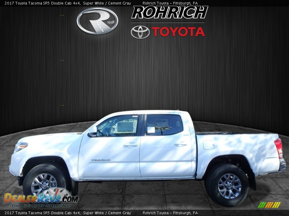 2017 Toyota Tacoma SR5 Double Cab 4x4 Super White / Cement Gray Photo #3
