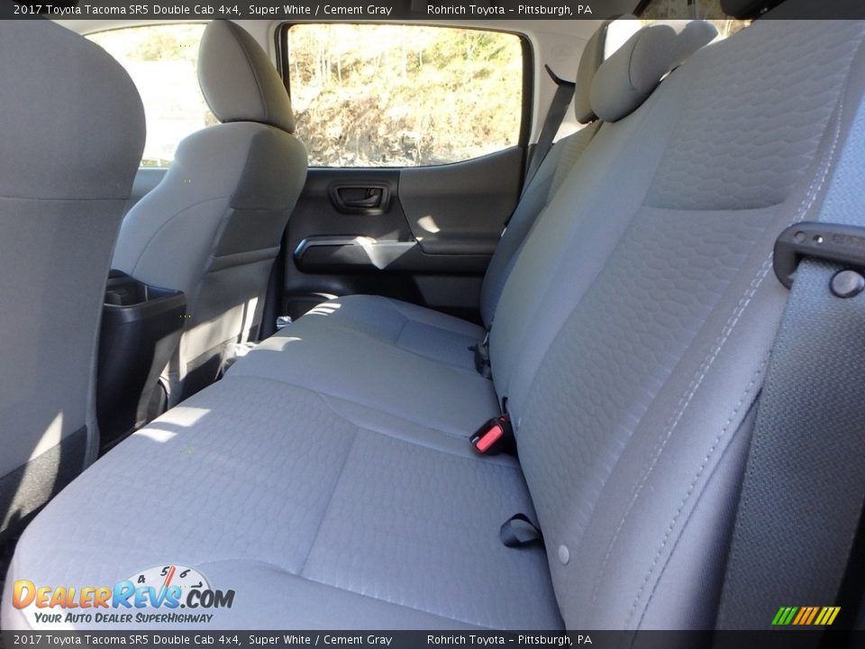 2017 Toyota Tacoma SR5 Double Cab 4x4 Super White / Cement Gray Photo #7
