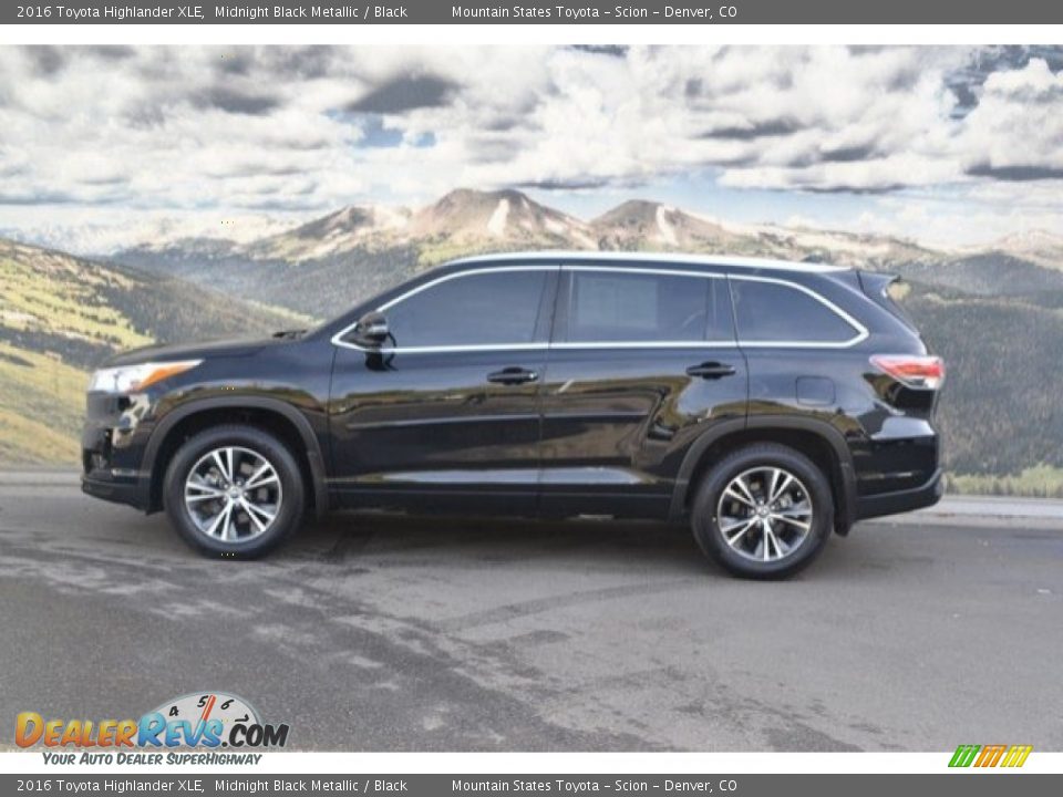 2016 Toyota Highlander XLE Midnight Black Metallic / Black Photo #6