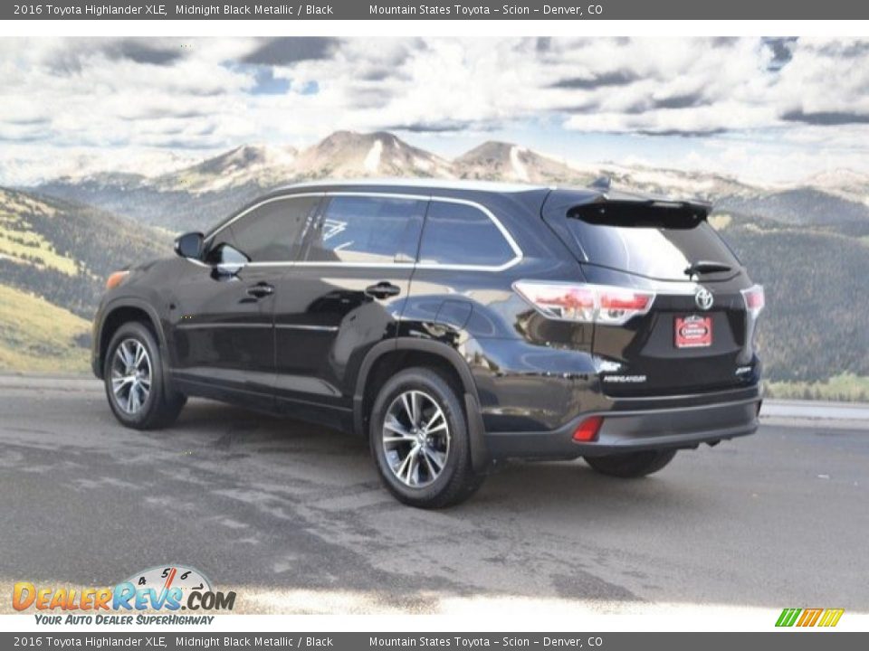 2016 Toyota Highlander XLE Midnight Black Metallic / Black Photo #8